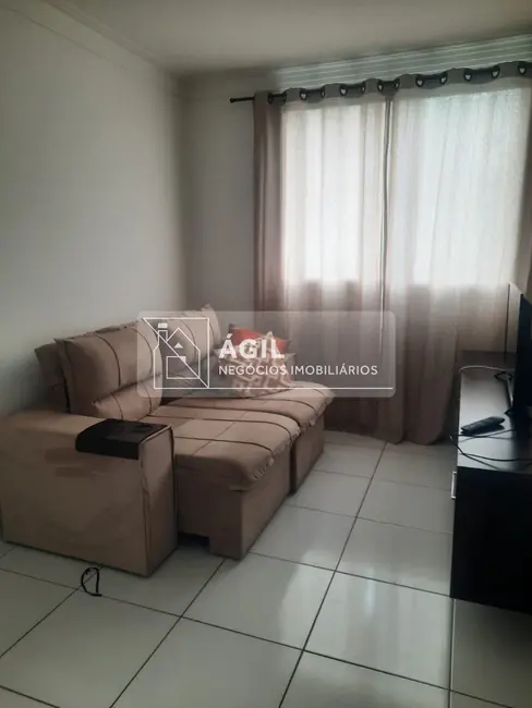 Foto 1 de Apartamento com 2 quartos para alugar, 45m2 em Sao Jose Dos Campos - SP