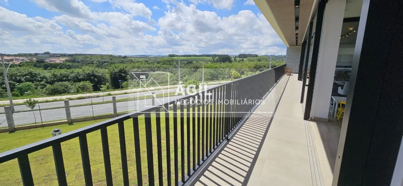 Foto 2 de Casa de Condomínio com 4 quartos à venda, 198m2 em Sao Jose Dos Campos - SP