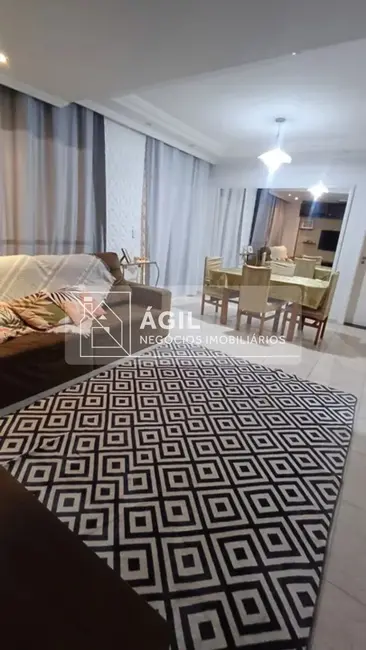 Foto 3 de Casa de Condomínio com 3 quartos à venda, 250m2 em Loteamento Villa Branca, Jacarei - SP