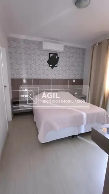 Foto 5 de Casa de Condomínio com 3 quartos à venda, 250m2 em Loteamento Villa Branca, Jacarei - SP