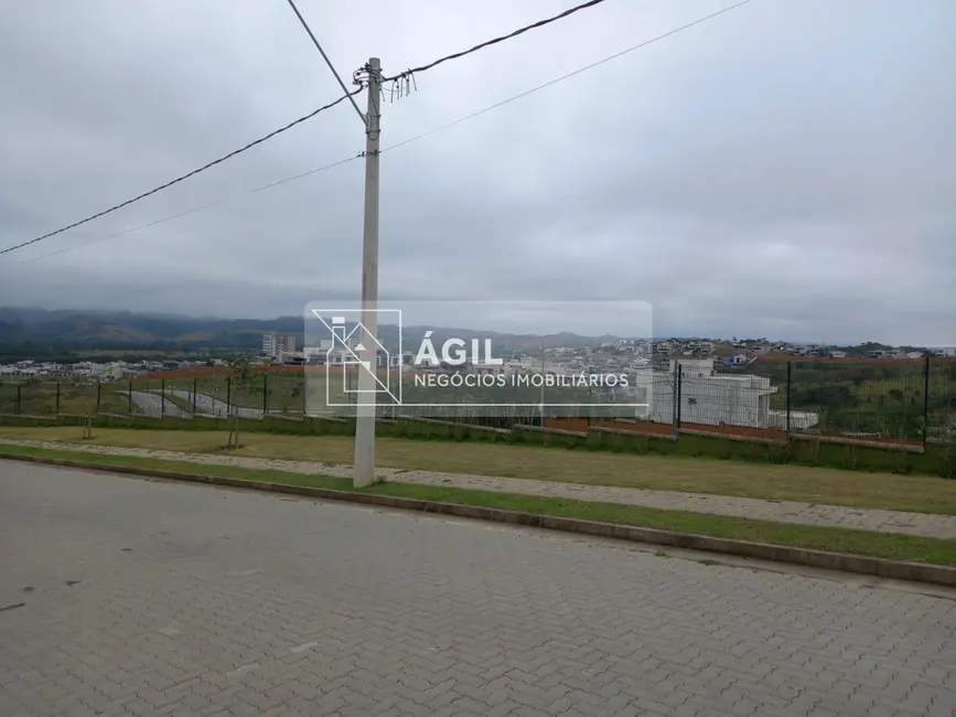 Terreno / Lote à venda, 330m2 em Sao Jose Dos Campos - SP - imagem 2 Foto 2 de Terreno / Lote à venda, 330m2 em Sao Jose Dos Campos - SP