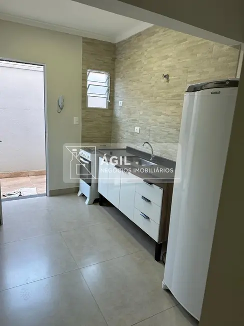 Casa com 1 quarto para alugar, 40m2 em Sao Jose Dos Campos - SP - imagem 7 Foto 7 de Casa com 1 quarto para alugar, 40m2 em Sao Jose Dos Campos - SP