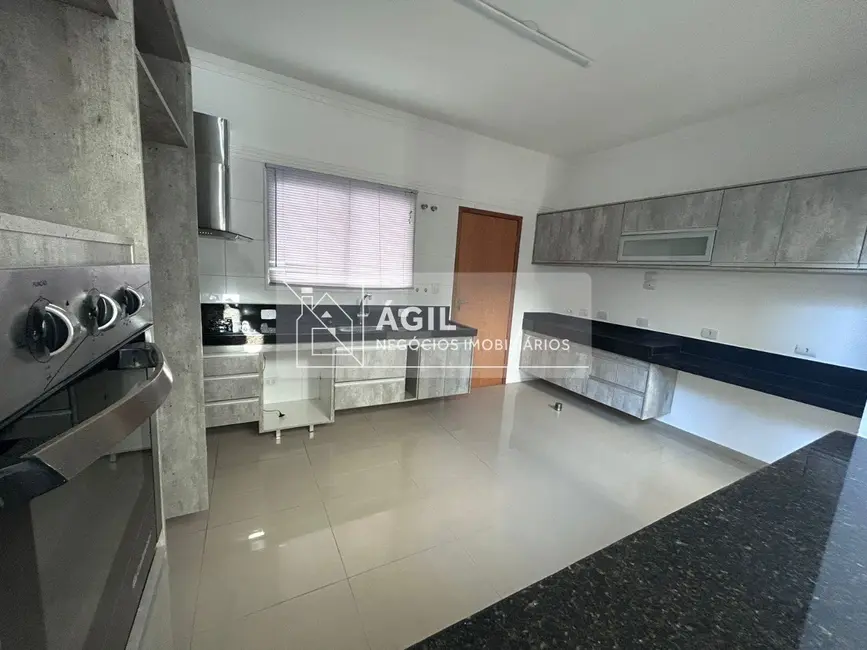 Foto 1 de Casa de Condomínio com 3 quartos à venda, 270m2 em Jardim Crystal Park, Jacarei - SP