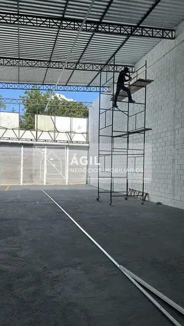 Armazém / Galpão para alugar, 250m2 em Sao Jose Dos Campos - SP - imagem 2 Foto 2 de Armazém / Galpão para alugar, 250m2 em Sao Jose Dos Campos - SP