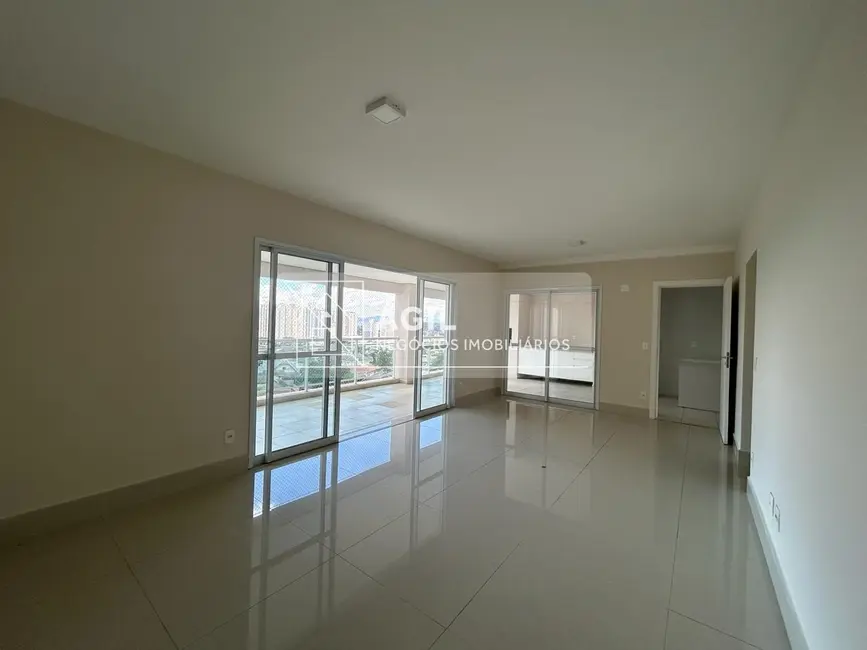 Apartamento com 4 quartos para alugar, 191m2 em Sao Jose Dos Campos - SP - imagem 7 Foto 7 de Apartamento com 4 quartos para alugar, 191m2 em Sao Jose Dos Campos - SP