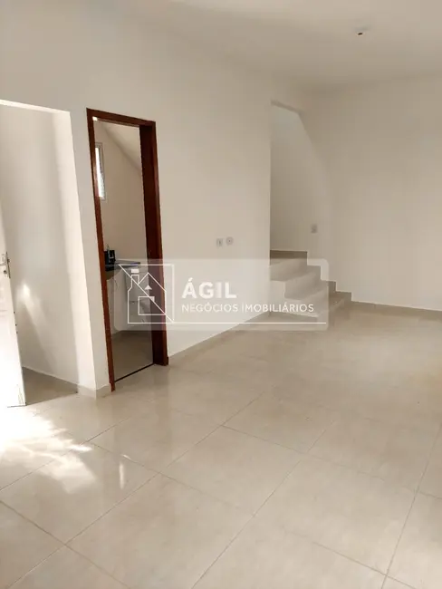 Foto 1 de Casa de Condomínio com 2 quartos à venda, 54m2 em Sao Jose Dos Campos - SP