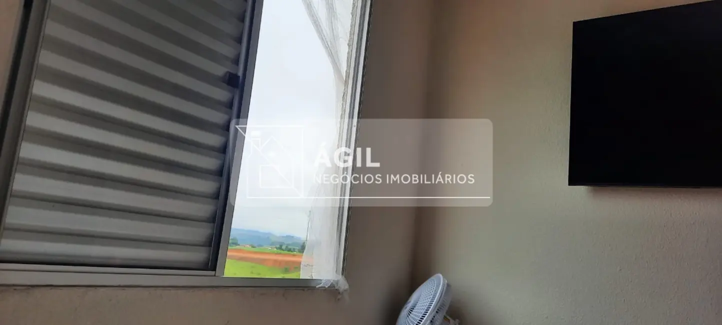 Foto 3 de Casa de Condomínio com 2 quartos à venda, 65m2 em Sao Jose Dos Campos - SP