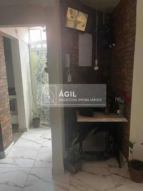 Foto 4 de Casa com 2 quartos à venda, 140m2 em Sao Jose Dos Campos - SP