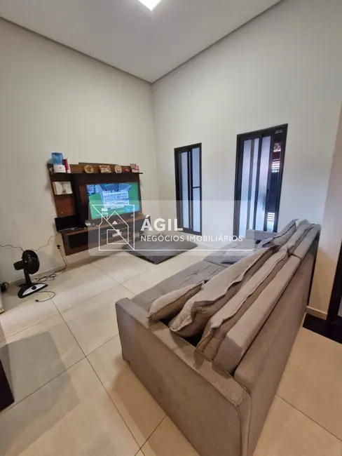 Foto 4 de Casa com 3 quartos à venda, 125m2 em Sao Jose Dos Campos - SP