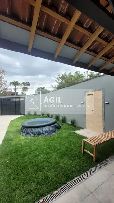 Foto 6 de Casa com 2 quartos à venda, 168m2 em Loteamento Villa Branca, Jacarei - SP