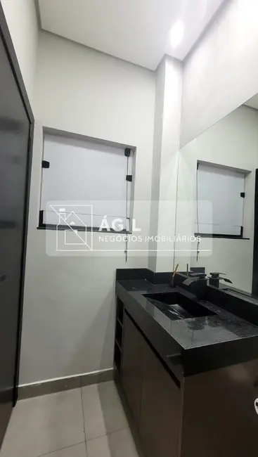 Foto 5 de Casa com 2 quartos à venda, 168m2 em Loteamento Villa Branca, Jacarei - SP