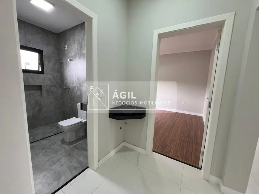 Foto 7 de Casa de Condomínio com 3 quartos à venda, 235m2 em Sao Jose Dos Campos - SP