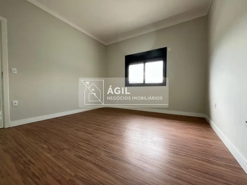 Foto 2 de Casa de Condomínio com 3 quartos à venda, 235m2 em Sao Jose Dos Campos - SP