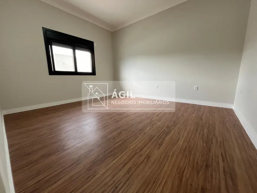 Foto 4 de Casa de Condomínio com 3 quartos à venda, 235m2 em Sao Jose Dos Campos - SP