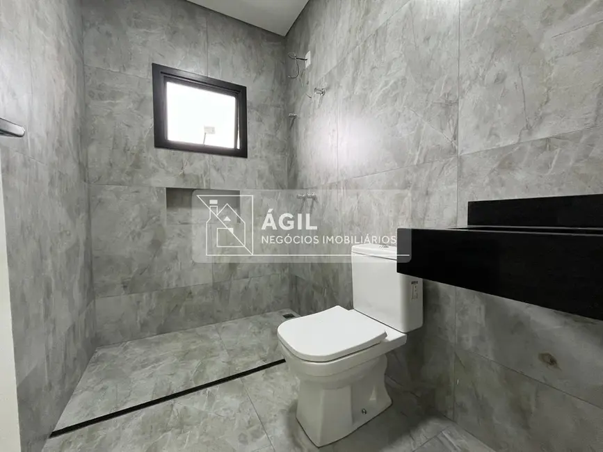 Foto 3 de Casa de Condomínio com 3 quartos à venda, 235m2 em Sao Jose Dos Campos - SP