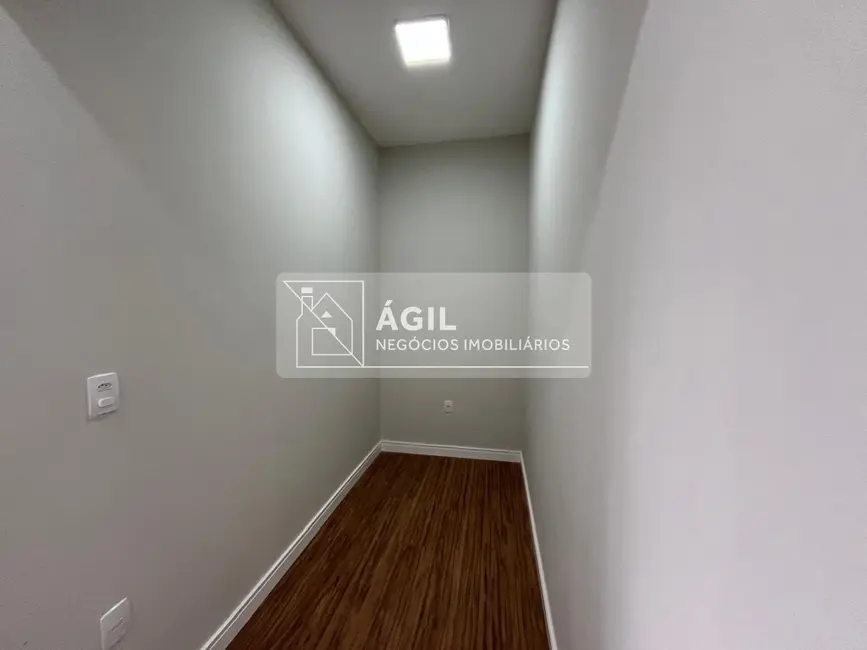 Foto 9 de Casa de Condomínio com 3 quartos à venda, 235m2 em Sao Jose Dos Campos - SP