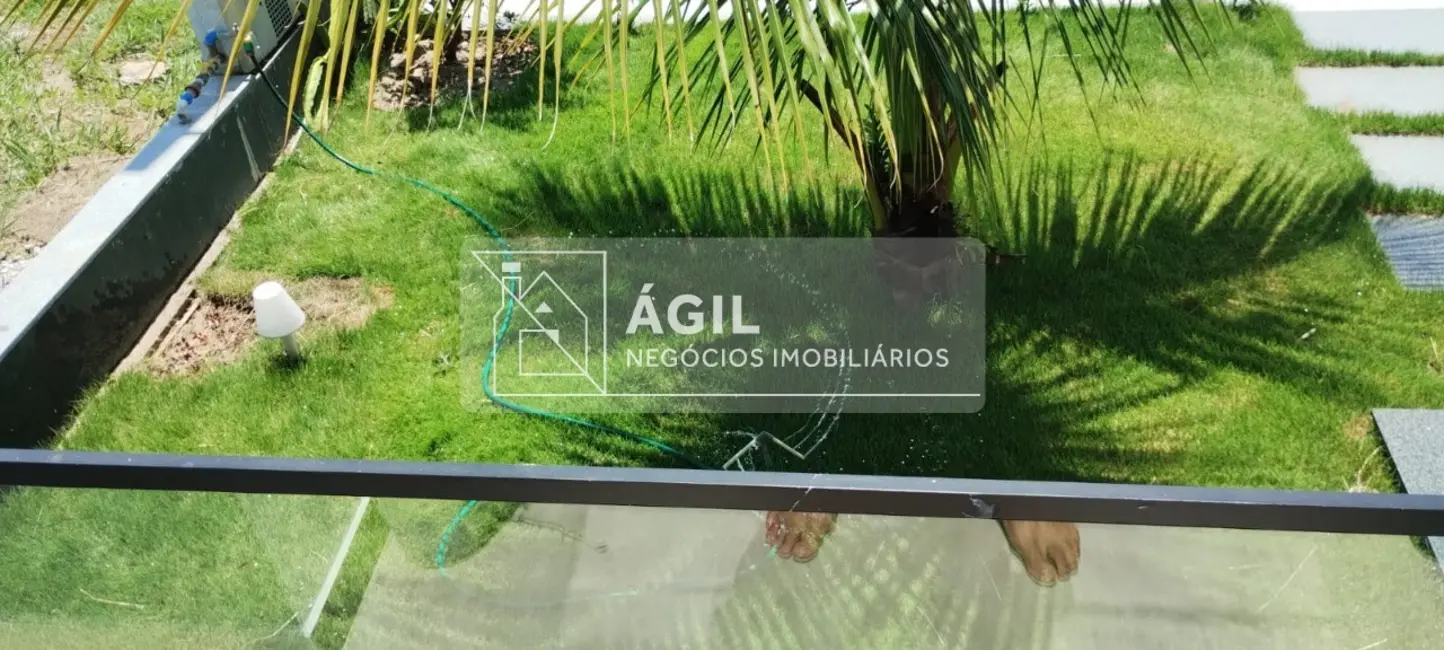 Foto 2 de Casa de Condomínio com 2 quartos à venda, 250m2 em Sao Jose Dos Campos - SP