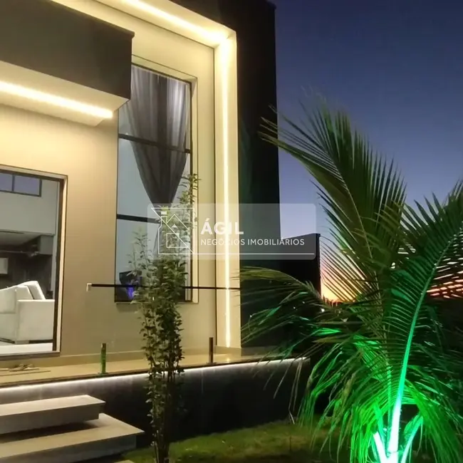 Foto 4 de Casa de Condomínio com 2 quartos à venda, 250m2 em Sao Jose Dos Campos - SP