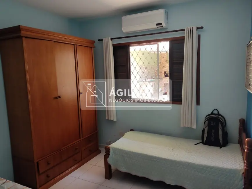 Foto 6 de Casa com 3 quartos à venda, 232m2 em Sao Jose Dos Campos - SP