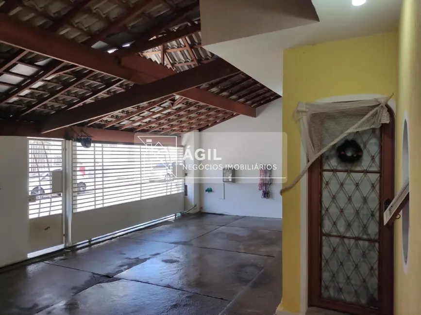 Foto 2 de Casa com 3 quartos à venda, 232m2 em Sao Jose Dos Campos - SP