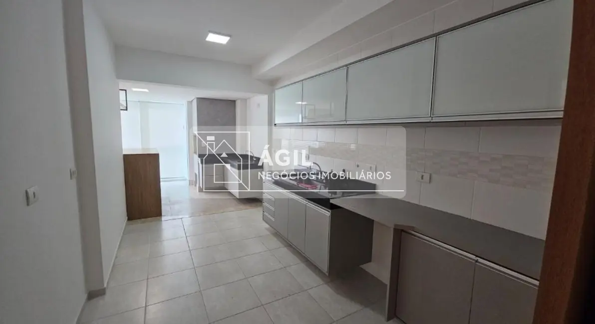 Apartamento com 4 quartos para alugar, 183m2 em Sao Jose Dos Campos - SP - imagem 4 Foto 4 de Apartamento com 4 quartos para alugar, 183m2 em Sao Jose Dos Campos - SP