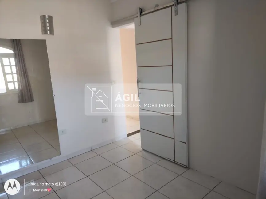 Casa com 5 quartos para alugar, 180m2 em Sao Jose Dos Campos - SP - imagem 5 Foto 5 de Casa com 5 quartos para alugar, 180m2 em Sao Jose Dos Campos - SP