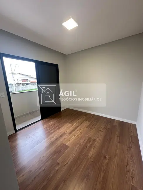 Foto 9 de Casa de Condomínio com 3 quartos à venda, 252m2 em Sao Jose Dos Campos - SP