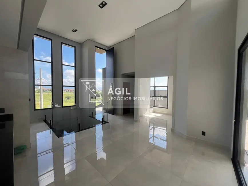 Foto 7 de Casa de Condomínio com 3 quartos à venda, 320m2 em Cacapava - SP