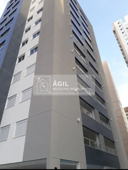 Foto 8 de Apartamento com 2 quartos para alugar, 80m2 em Sao Jose Dos Campos - SP