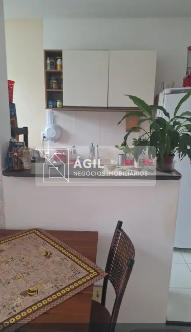 Foto 6 de Apartamento com 2 quartos à venda, 48m2 em Jardim Califórnia, Jacarei - SP