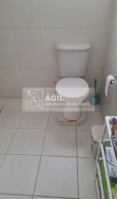 Foto 2 de Apartamento com 2 quartos à venda, 48m2 em Jardim Califórnia, Jacarei - SP