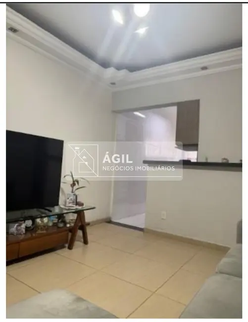 Foto 4 de Apartamento com 2 quartos à venda, 54m2 em Jardim Califórnia, Jacarei - SP