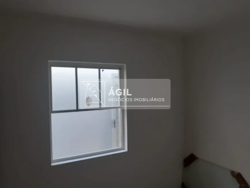 Foto 8 de Casa de Condomínio com 2 quartos à venda, 275m2 em Parque Califórnia, Jacarei - SP