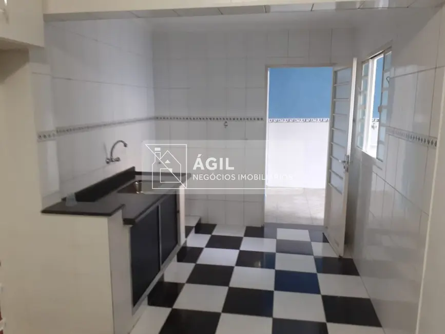 Foto 3 de Casa de Condomínio com 2 quartos à venda, 275m2 em Parque Califórnia, Jacarei - SP