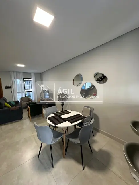 Foto 8 de Casa de Condomínio com 4 quartos à venda, 200m2 em Jardim Jacinto, Jacarei - SP