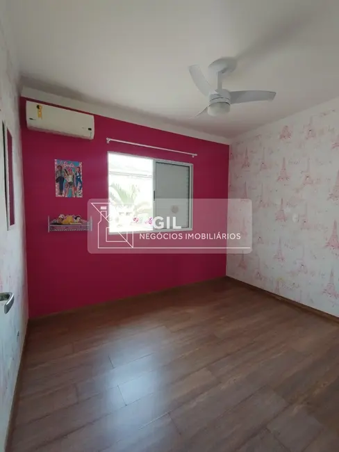 Casa de Condomínio com 4 quartos para alugar, 250m2 em Loteamento Villa Branca, Jacarei - SP - imagem 8 Foto 8 de Casa de Condomínio com 4 quartos para alugar, 250m2 em Loteamento Villa Branca, Jacarei - SP