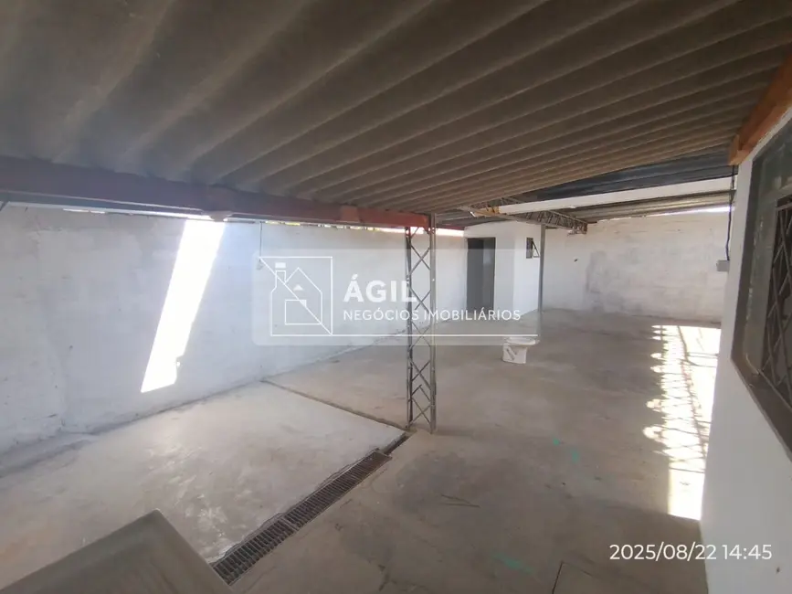 Armazém / Galpão para alugar, 129m2 em Jardim do Vale, Jacarei - SP - imagem 4 Foto 4 de Armazém / Galpão para alugar, 129m2 em Jardim do Vale, Jacarei - SP