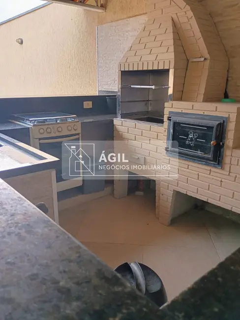 Foto 8 de Casa com 2 quartos à venda, 160m2 em Jardim Colônia, Jacarei - SP