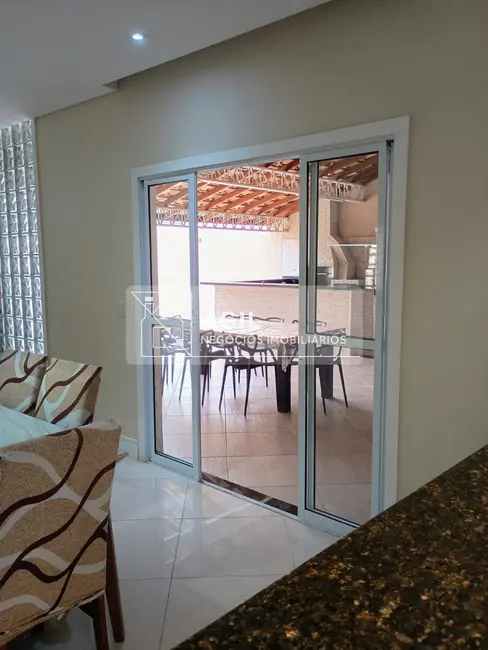 Foto 5 de Casa com 2 quartos à venda, 160m2 em Jardim Colônia, Jacarei - SP