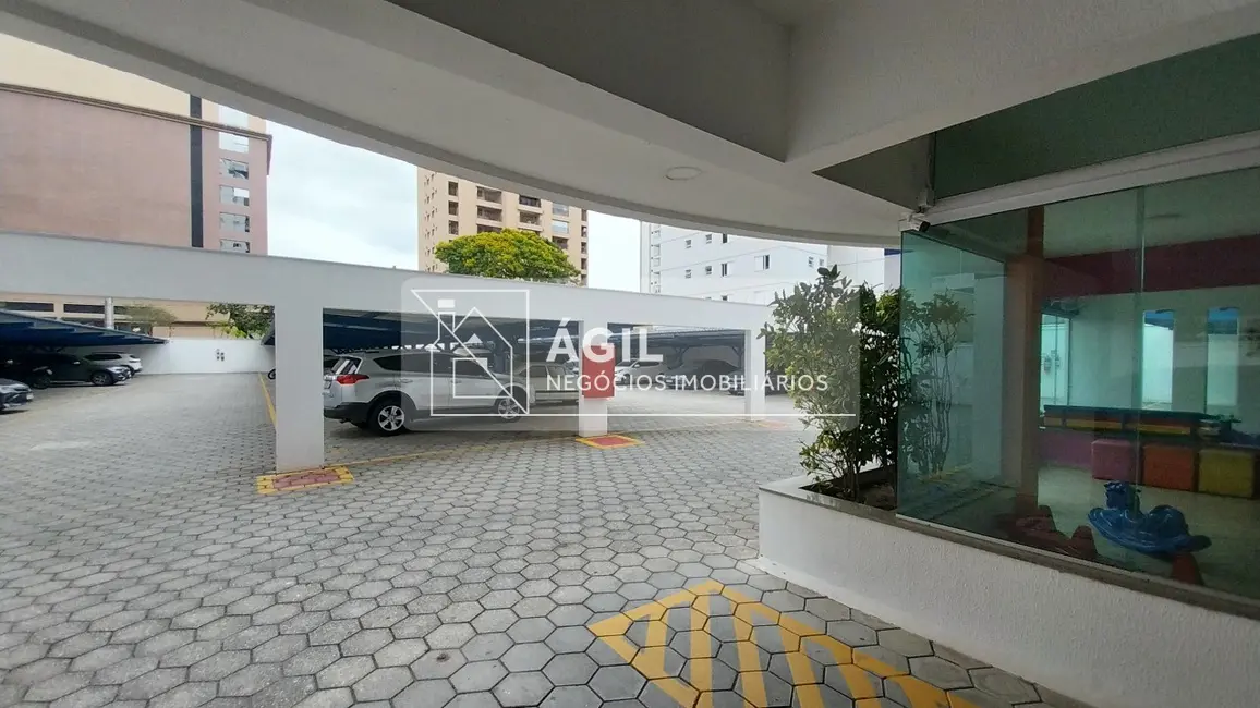 Foto 5 de Apartamento com 3 quartos para alugar, 156m2 em Sao Jose Dos Campos - SP