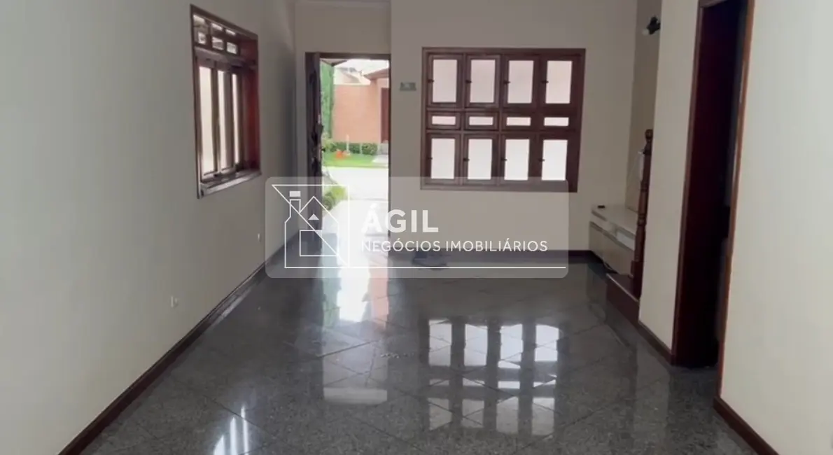 Casa de Condomínio com 3 quartos para alugar, 150m2 em Jardim Santa Maria, Jacarei - SP - imagem 8 Foto 8 de Casa de Condomínio com 3 quartos para alugar, 150m2 em Jardim Santa Maria, Jacarei - SP