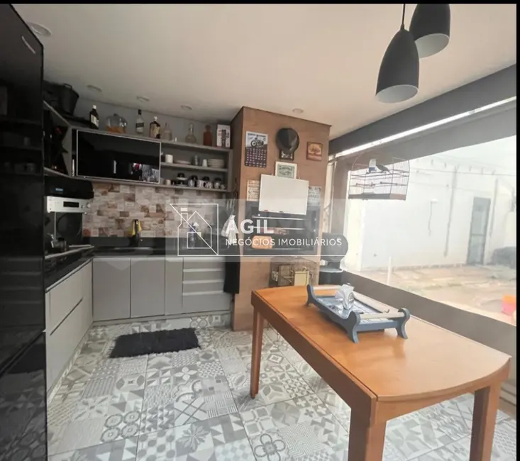 Casa de Condomínio com 3 quartos para alugar, 120m2 em Condomínio Residence Club, Jacarei - SP - imagem 2 Foto 2 de Casa de Condomínio com 3 quartos para alugar, 120m2 em Condomínio Residence Club, Jacarei - SP