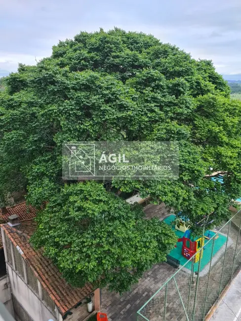 Apartamento com 3 quartos para alugar, 160m2 em Sao Jose Dos Campos - SP - imagem 8 Foto 8 de Apartamento com 3 quartos para alugar, 160m2 em Sao Jose Dos Campos - SP