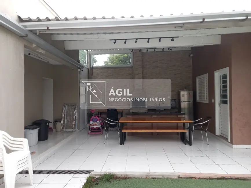 Foto 3 de Casa com 5 quartos à venda, 236m2 em Sao Jose Dos Campos - SP