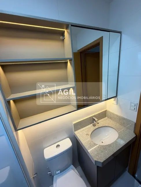 Foto 3 de Apartamento com 3 quartos para alugar, 74m2 em Loteamento Villa Branca, Jacarei - SP