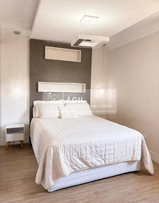 Foto 9 de Casa de Condomínio com 4 quartos à venda, 200m2 em Loteamento Villa Branca, Jacarei - SP