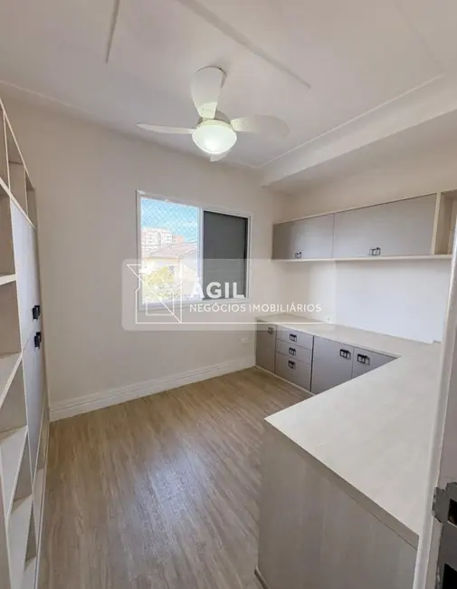 Foto 2 de Casa de Condomínio com 4 quartos à venda, 200m2 em Loteamento Villa Branca, Jacarei - SP