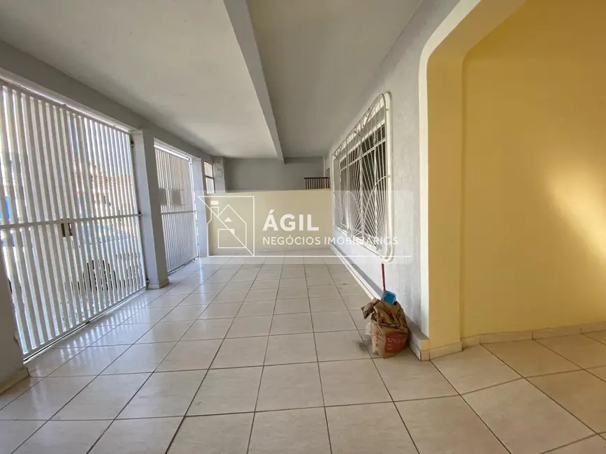 Foto 2 de Casa com 3 quartos para alugar, 346m2 em Sao Jose Dos Campos - SP