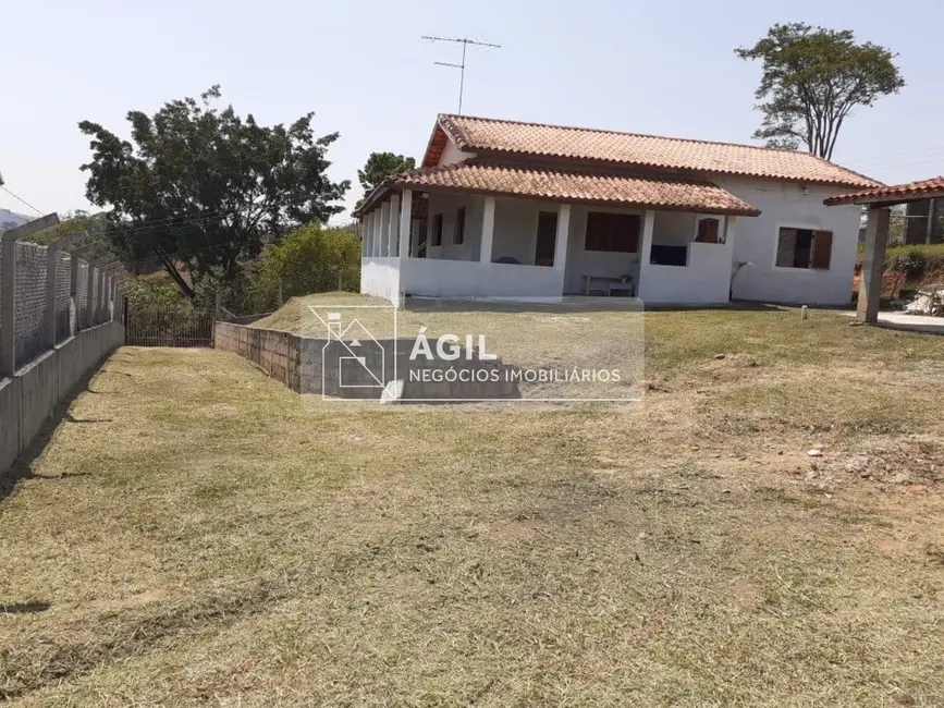 Foto 4 de Chácara com 3 quartos à venda, 350m2 em Chácaras Santa Maria, Jacarei - SP