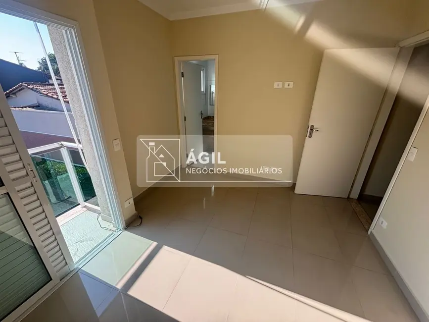 Casa de Condomínio com 3 quartos à venda, 99m2 em Jardim Santa Maria, Jacarei - SP - imagem 2 Foto 2 de Casa de Condomínio com 3 quartos à venda, 99m2 em Jardim Santa Maria, Jacarei - SP